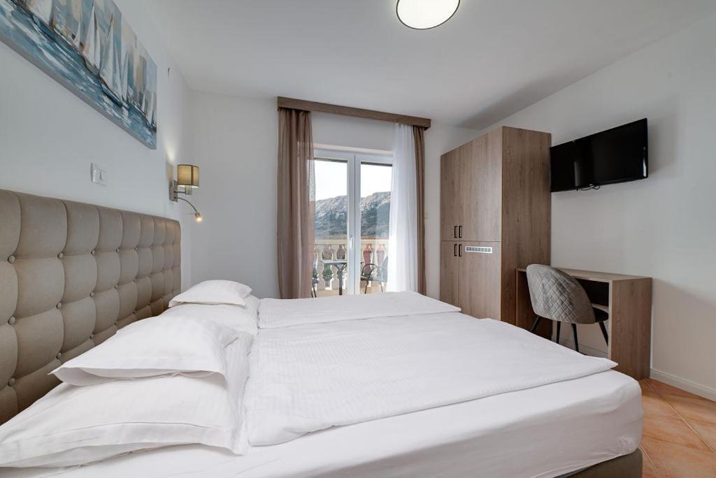 Bed & Breakfast Dosen II Башка Экстерьер фото